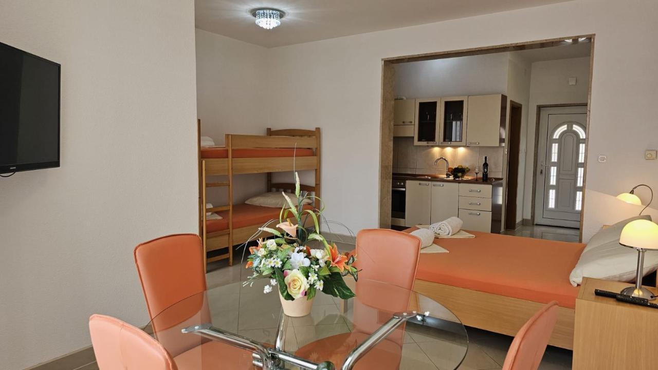 Apartmani Barnjak Trogir Exterior foto