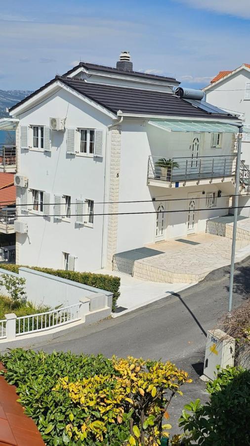 Apartmani Barnjak Trogir Exterior foto