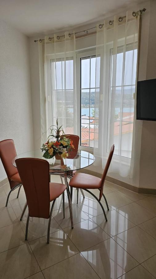 Apartmani Barnjak Trogir Exterior foto